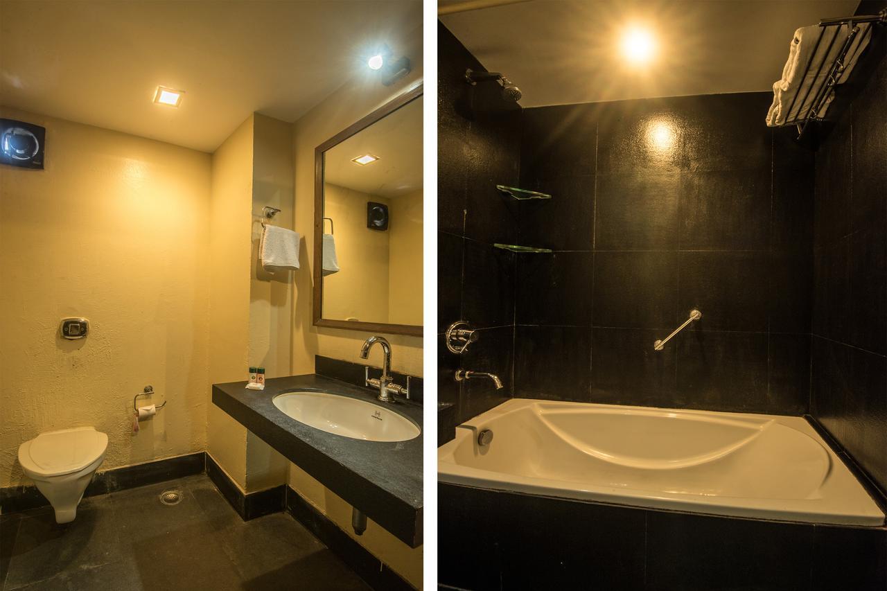 Oyo Flagship 584 Santacruz East Hotell Mālād Eksteriør bilde